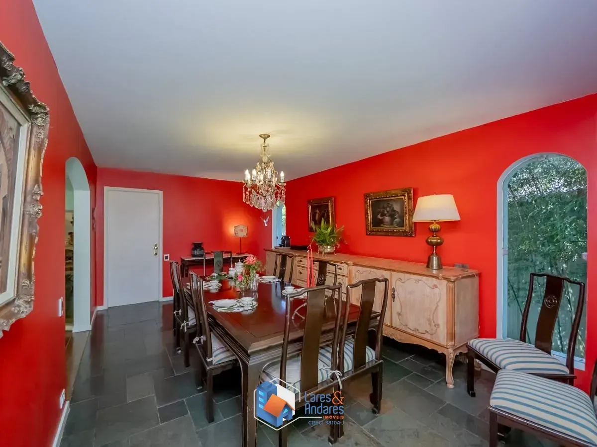 Imagem Casa para venda em Real Parque com 4 quartos, sendo 2 suítes, 295m²