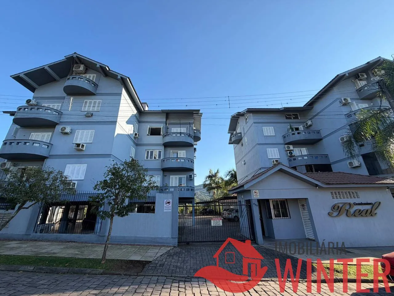 Foto do imóvel Apto mobiliado com 2 dorm e 2 vagas.