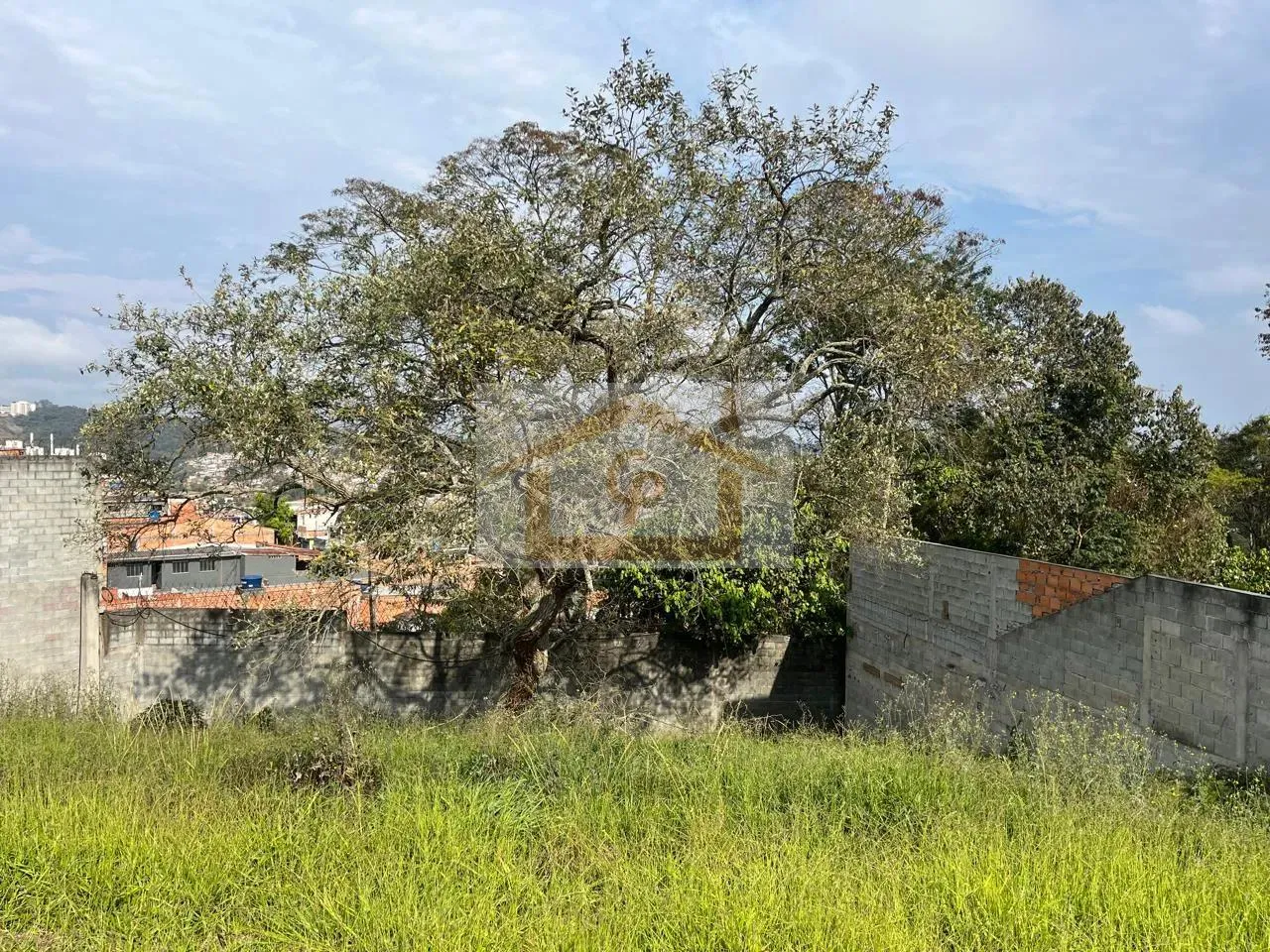 Imagem Natureza Linda, Lote com 333 metros
