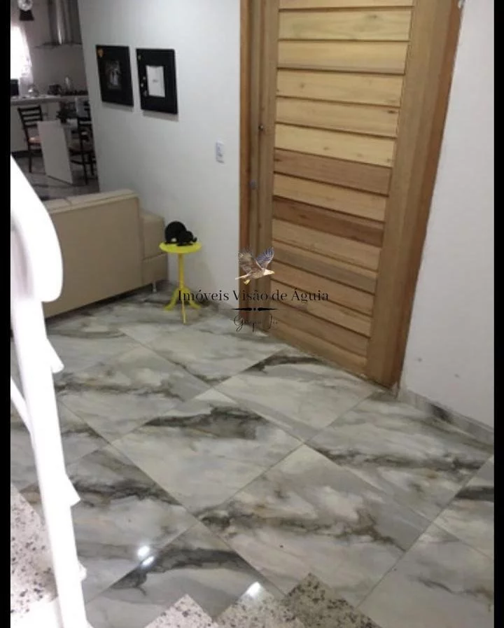 Imagem CASA RESIDENCIAL em CURITIBA - PR, TATUQUARA
