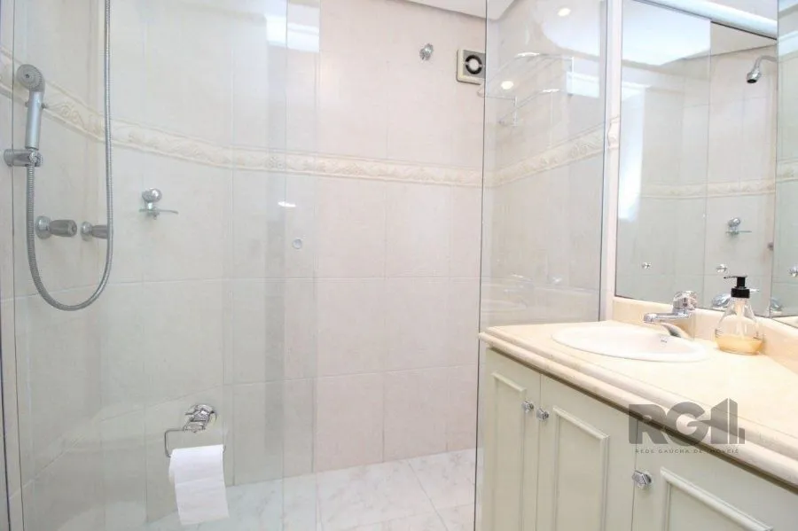 Imagem Excelente apartamento de 109,37m² com 3 dormitórios e 1 vaga de garagem.