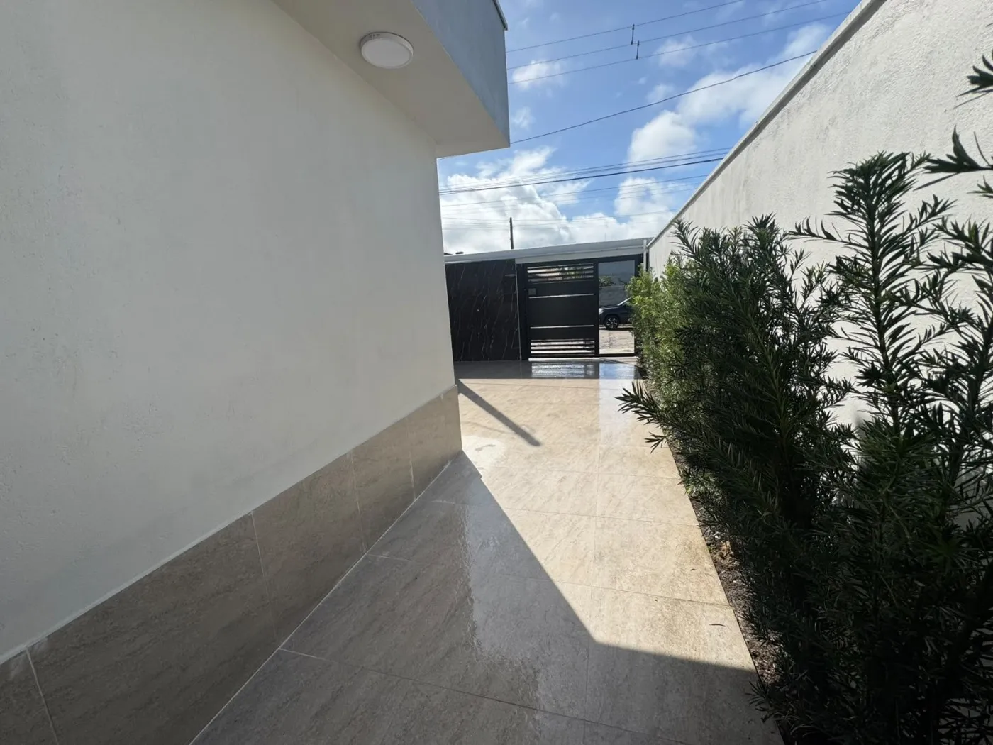 Imagem Casa para Venda em Itanhaém, Jamaica (Praia), 3 dormitórios, 1 suíte, 2 banheiros, 2 vagas