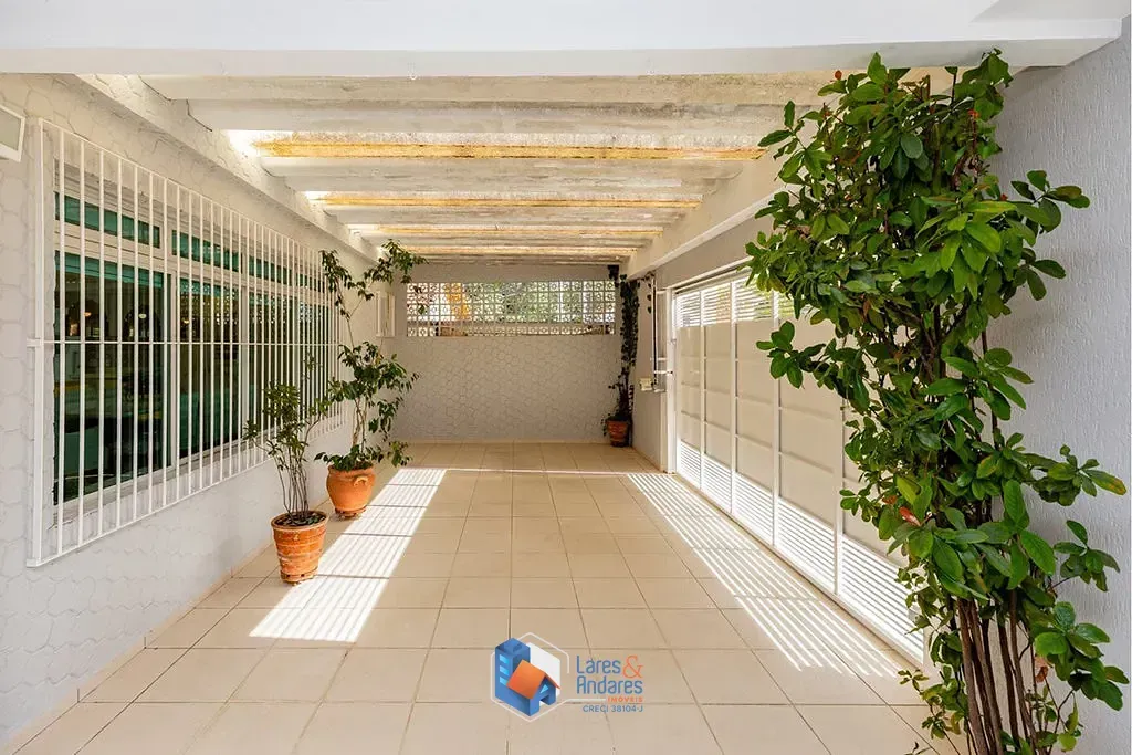 Imagem Casa à venda 4 Quartos 2 Suites 3 Vagas 167M² Vila Anhanguera São Paulo - SP