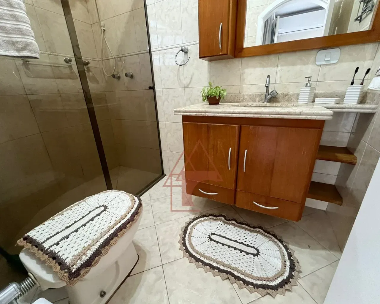 Imagem Sobrado com 3 Quartos à Venda, 203 metros em Jardim Casqueiro - Cubatão