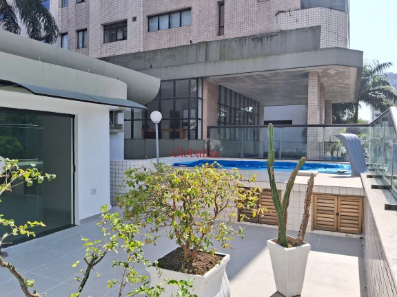 Imagem Casa Sobreposta Alta em Santos no Embaré com piscina, 3 dormitórios, dependência de empregada, uma suíte a venda por R$ 2.000.000,00