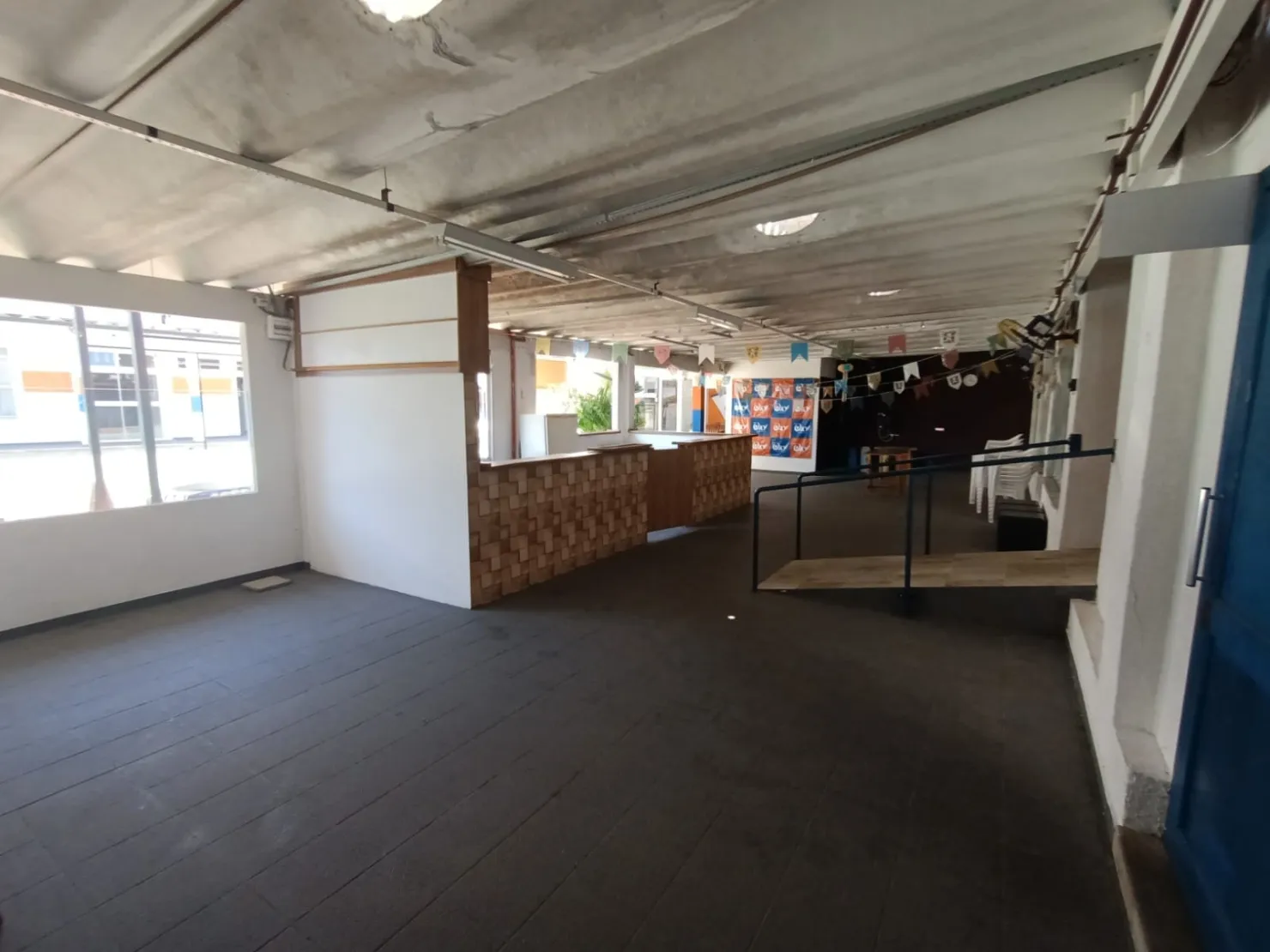 Imagem Prédio no Centro de Pinda - Ideal para Academia ou Centro Esportivo