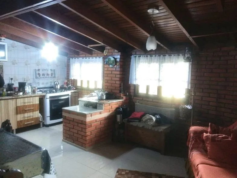 Imagem Casa para Venda - 250m², 3 dormitórios, sendo 1 suites, 4 vagas - Taruma