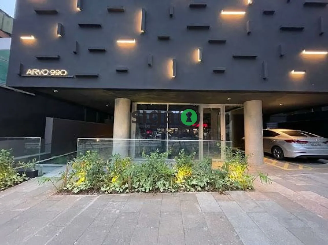Foto do imóvel Loja para locação com 389m², 2 banheiros, fachada Ativa, em Pinheiros, no contrapiso
