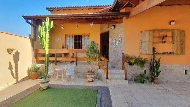 Imagem Casa à venda 3 Quartos, 1 Suite, 3 Vagas, 260M², Jardim Maria Cândida, Caçapava - SP