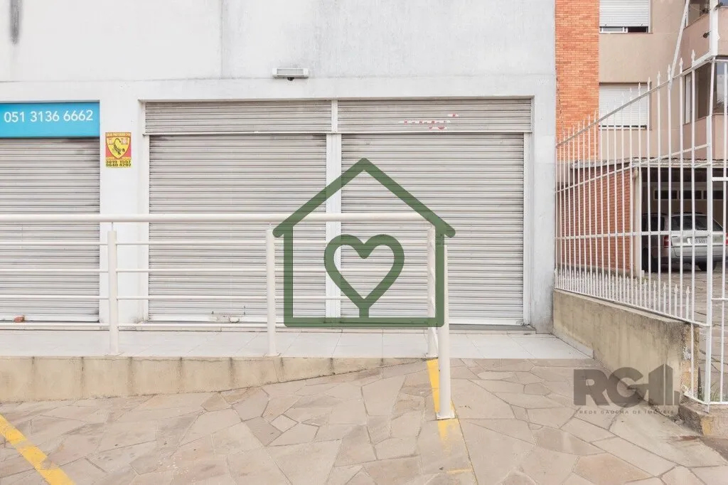Imagem Loja localizada no bairro Jardim Itu SabarÃ¡, com 48mÂ². ImÃ³vel com banheiro social e pisos em cerÃ...