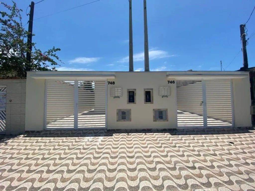 Imagem Casa à Venda em Vera Cruz, Mongaguá - SP