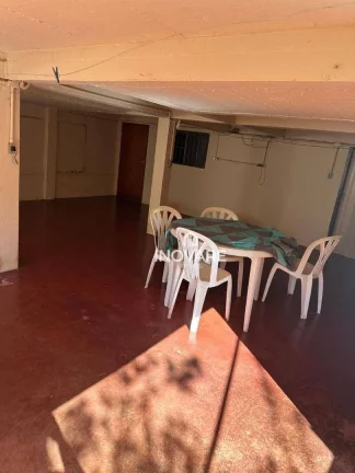 Imagem Casa com 3 dormitórios à venda, 360 m² por R$ 420.000,00 - Setor Central - Itumbiara/GO