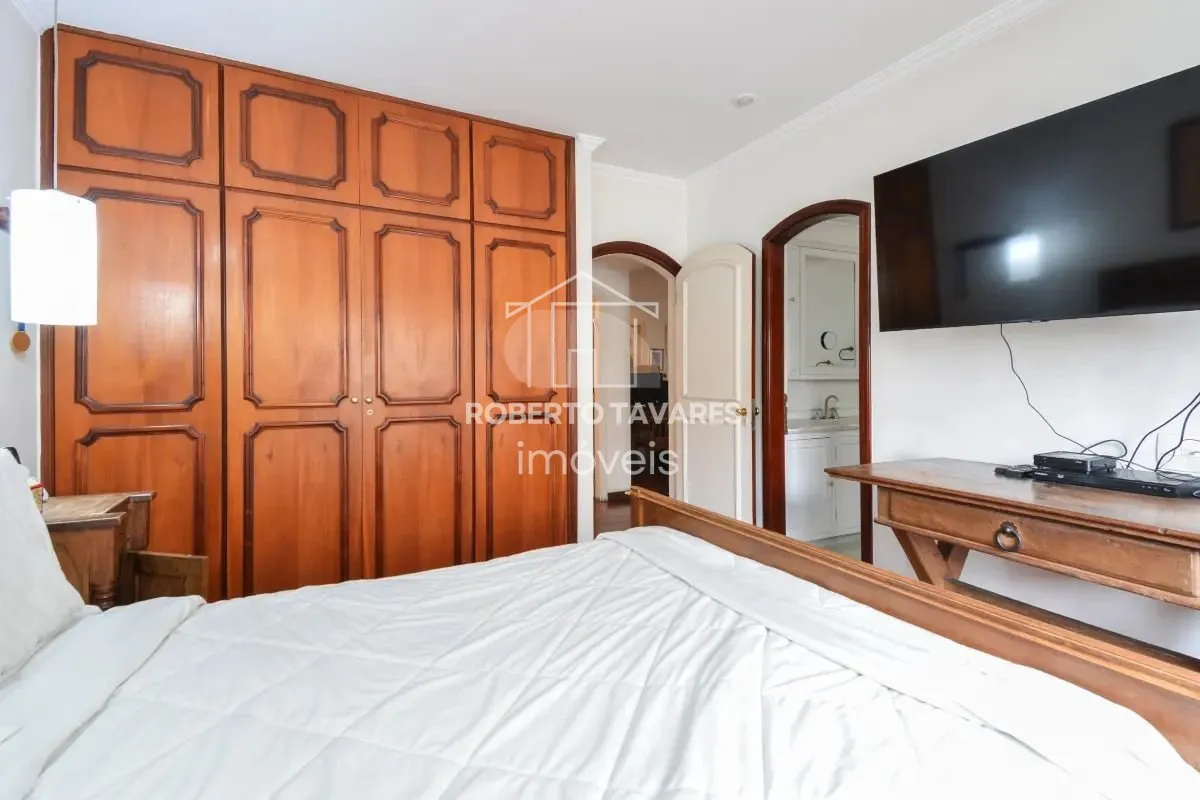 Imagem Apartamento de 3 quartos, 210m² no bairro Santa Cecília, em São Paulo