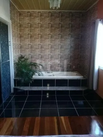 Imagem Sobrado para Venda - 440m², 8 dormitórios, sendo 3 suites, 4 vagas - Harmonia