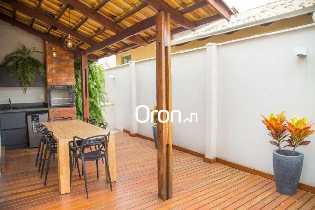 Imagem Sobrado com 3 dormitórios à venda, 161 m² por R$ 781.000,00 - Sítios Santa Luzia - Aparecida de Goiânia/GO