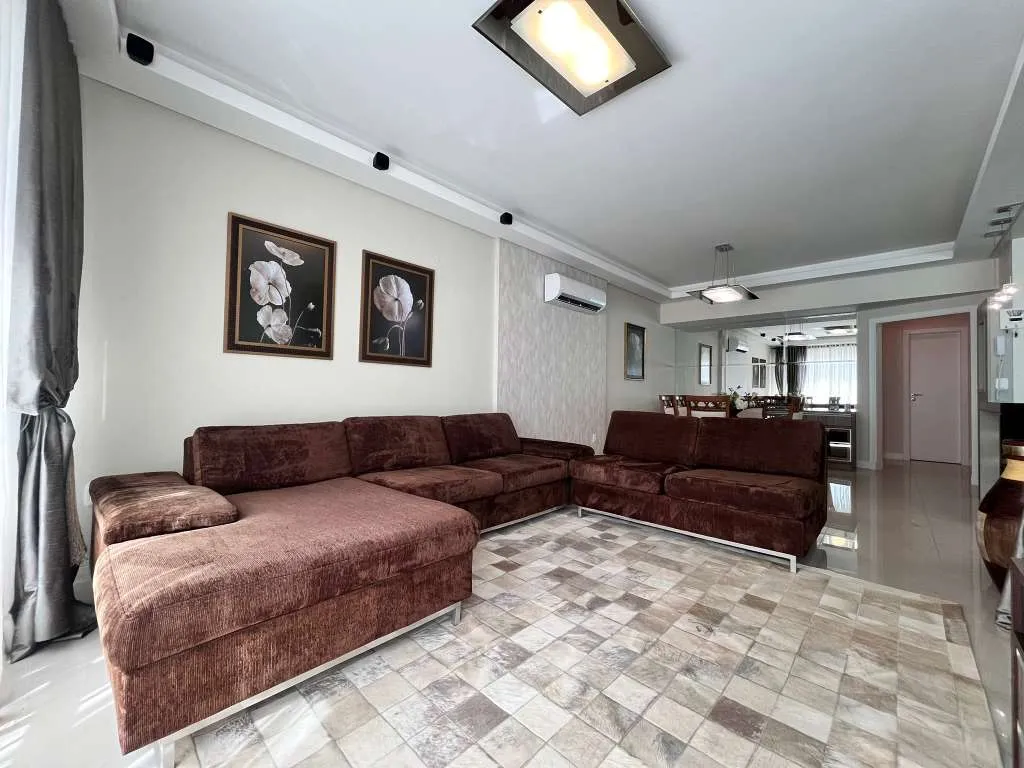 Imagem Apartamento à venda com 194m2 por R$ 2.950.000,00