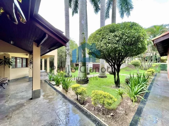 Imagem Casa Alto Padrão à venda Condomínio na Granja Viana