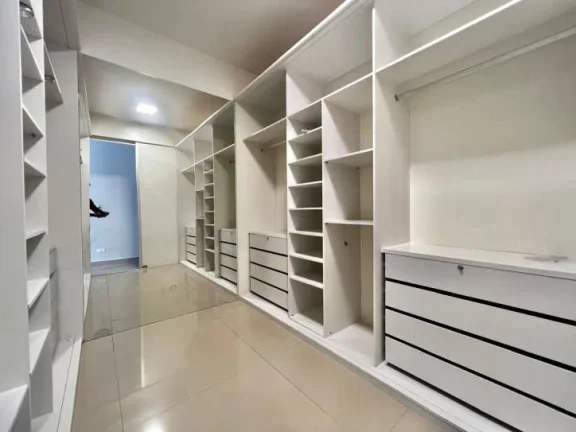 Imagem Casa térrea, 3 dormitórios ( 3 suítes), 4 vagas, Jardim do Golfe, Urbanova.