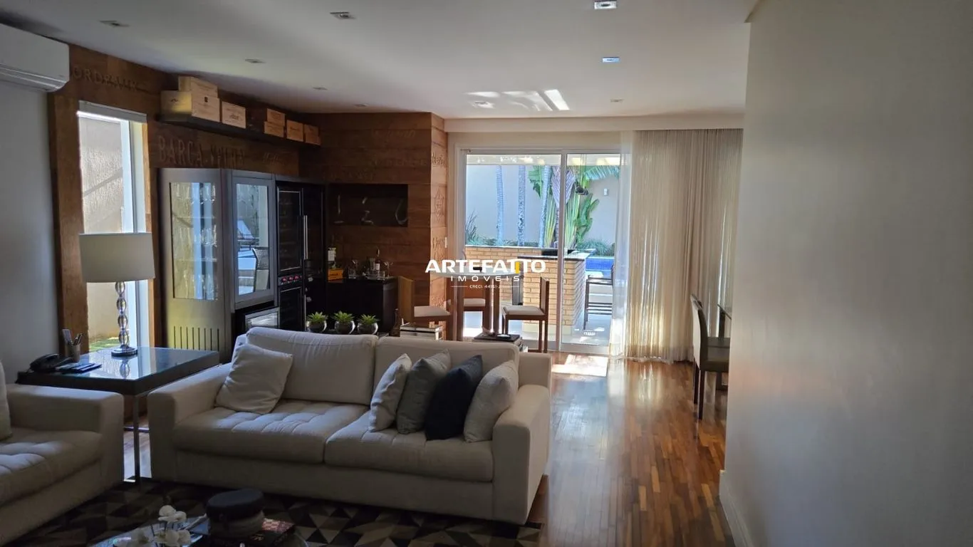 Imagem Casa à Venda em Interlagos, São Paulo - SP
