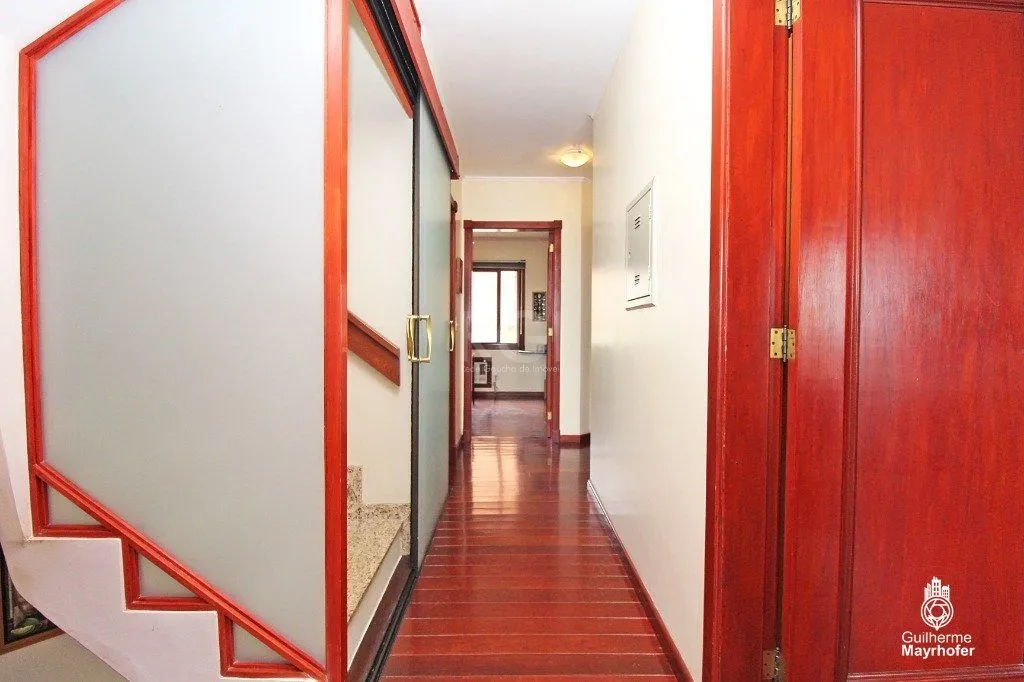 Imagem Casa Condominio para Venda - 324.7m², 3 dormitórios, sendo 1 suites, 4 vagas - Menino Deus