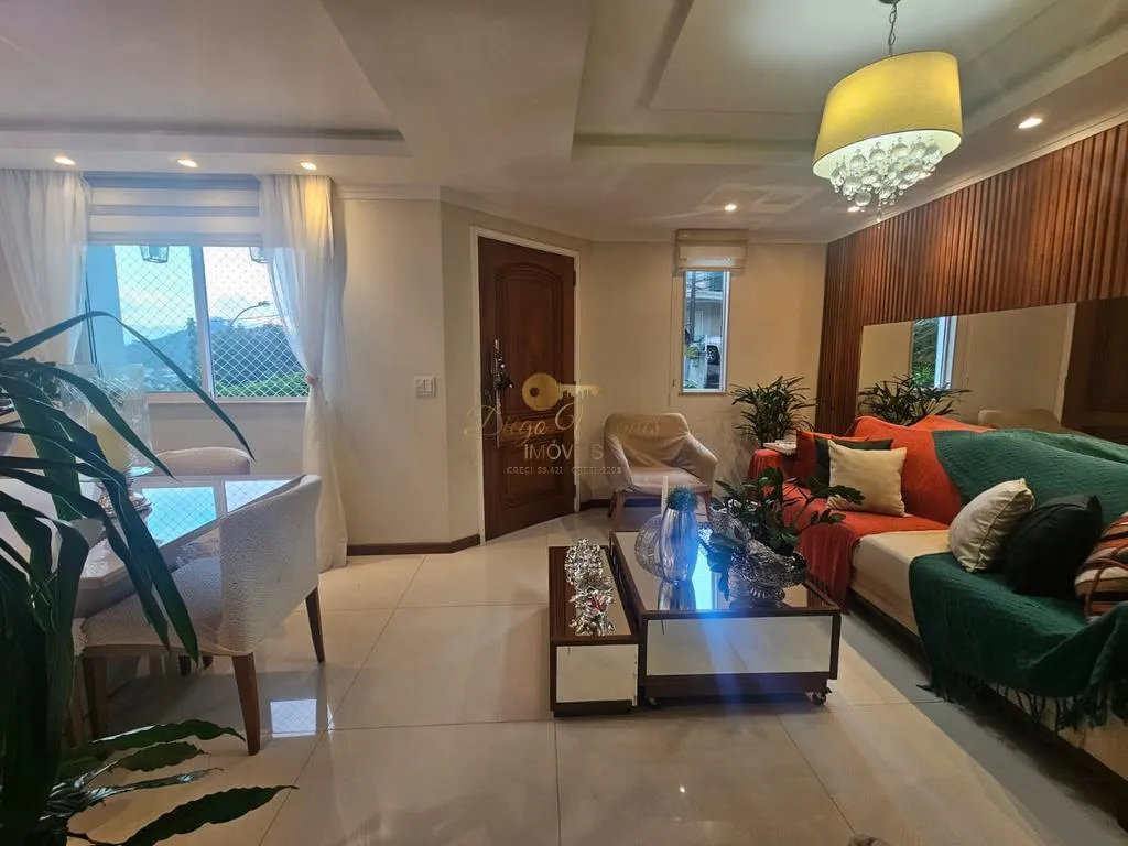 Imagem Casa em Condomínio para Venda em Teresópolis / RJ no bairro Tijuca