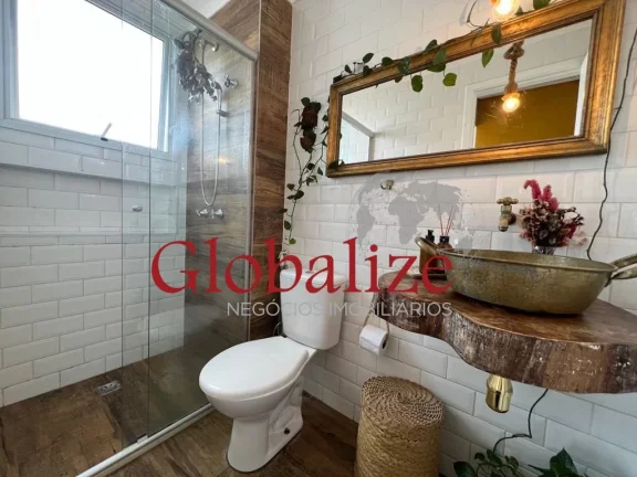 Imagem Apartamento à venda no bairro da Vila Mathias em Santos por R$ 450.000,00 - Prédio com lazer e portaria 24hrs