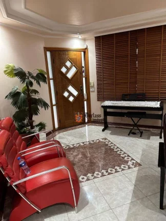 Imagem Sobrado com 3 dormitórios à venda, 195 m² por R$ 1.115.000 - Vila Camilópolis - Santo André/SP