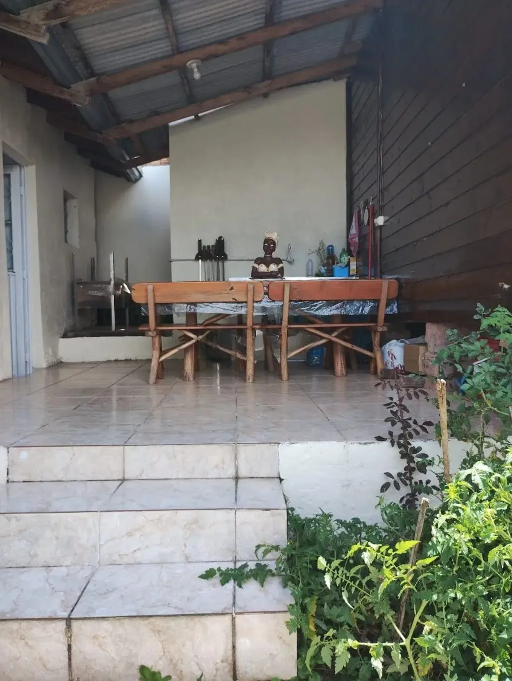 Imagem Casa de 3 dormitórios e 111m² à venda em Jardim Botânico, Porto Alegre.