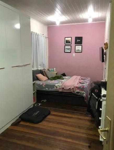 Imagem Casa para Venda - 200m², 5 dormitórios, sendo 1 suites, 4 vagas - Glória