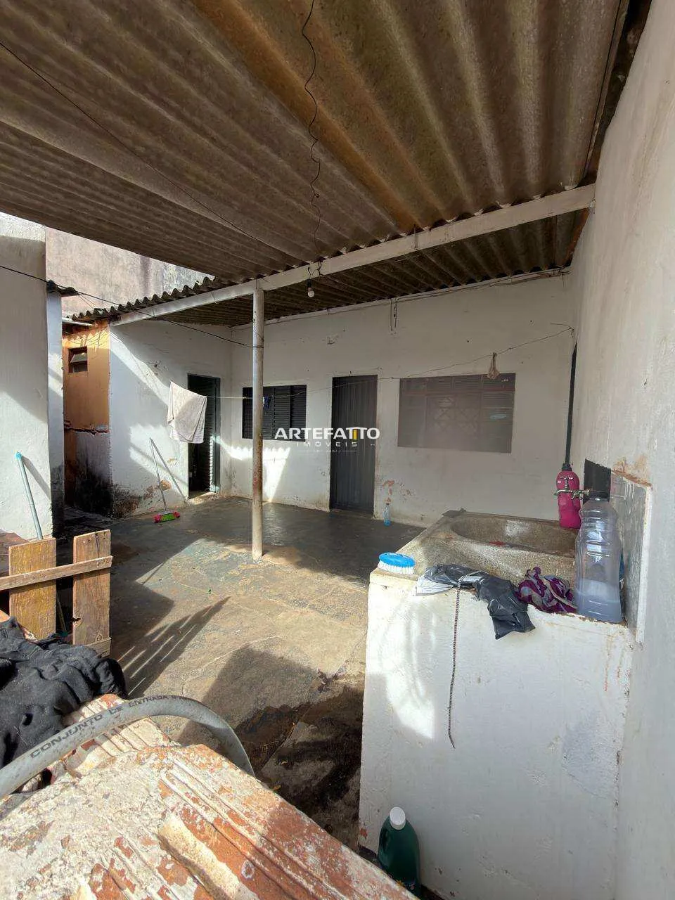 Imagem Duas casas no mesmo terreno ideal pra investidor, casa para reforma ou demolir (Não Financia)