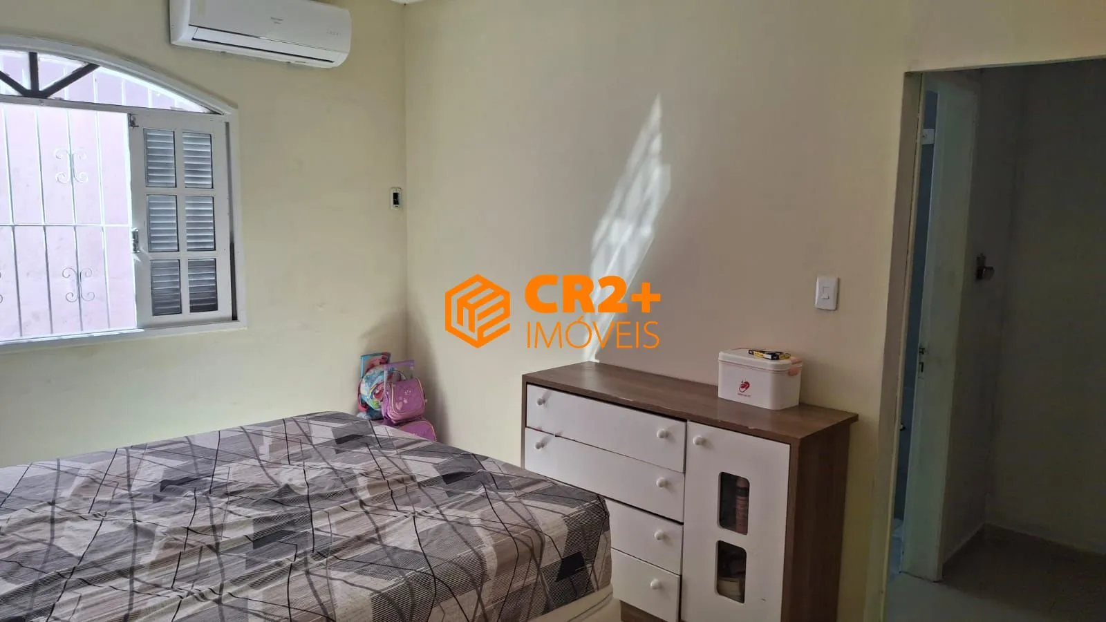 Imagem Casa à venda de porteira fechada em Candeias - 180 m², 2 quartos e 2 vagas