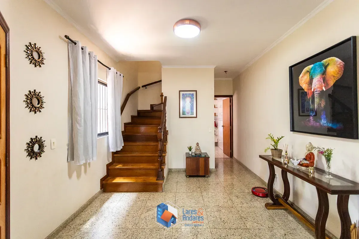 Imagem Sobrado para venda em Vila Constança com 3 quartos, sendo 3 suítes, 263m²