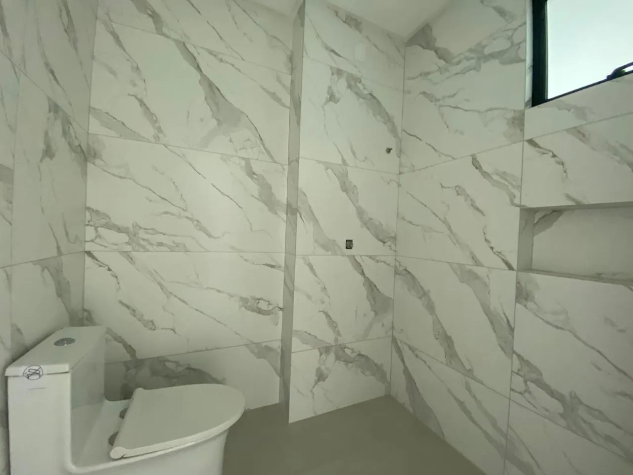 Imagem Apartamento com vista para o mar à venda com 130m2 por R$ 2.300.000,00