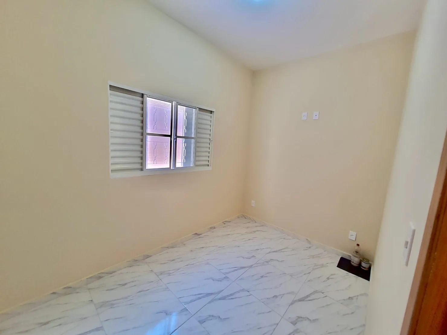 Imagem Casa à venda 2 Quartos, 1 Suite, 1 Vaga, 125M², Residencial Estoril, Taubaté - SP