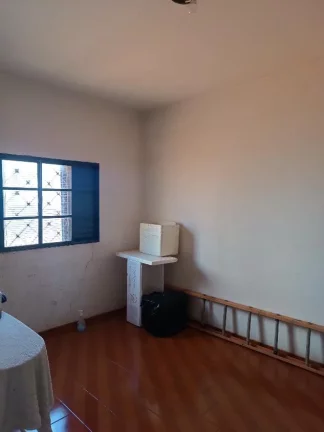 Imagem TERRENO COM 3 CASAS A VENDA NO PARQUE ESTORIL