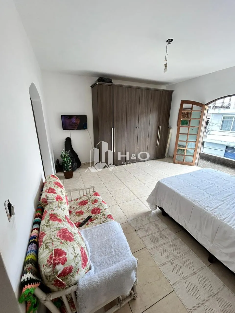Imagem Casa Ampla à Venda na Fazenda Aricanduva - 4 Dormitórios, Suíte, Edícula e Quintal! 200m2 - R$545.000,00