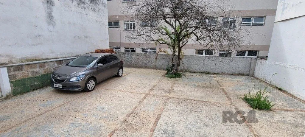 Imagem Casa de 2 dormitórios no bairro Petrópolis