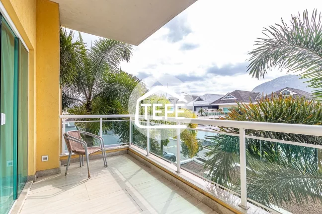 Imagem Casa com 415m² com 3 SUÍTES em Condomínio fechado no Recreio dos Bandeirantes