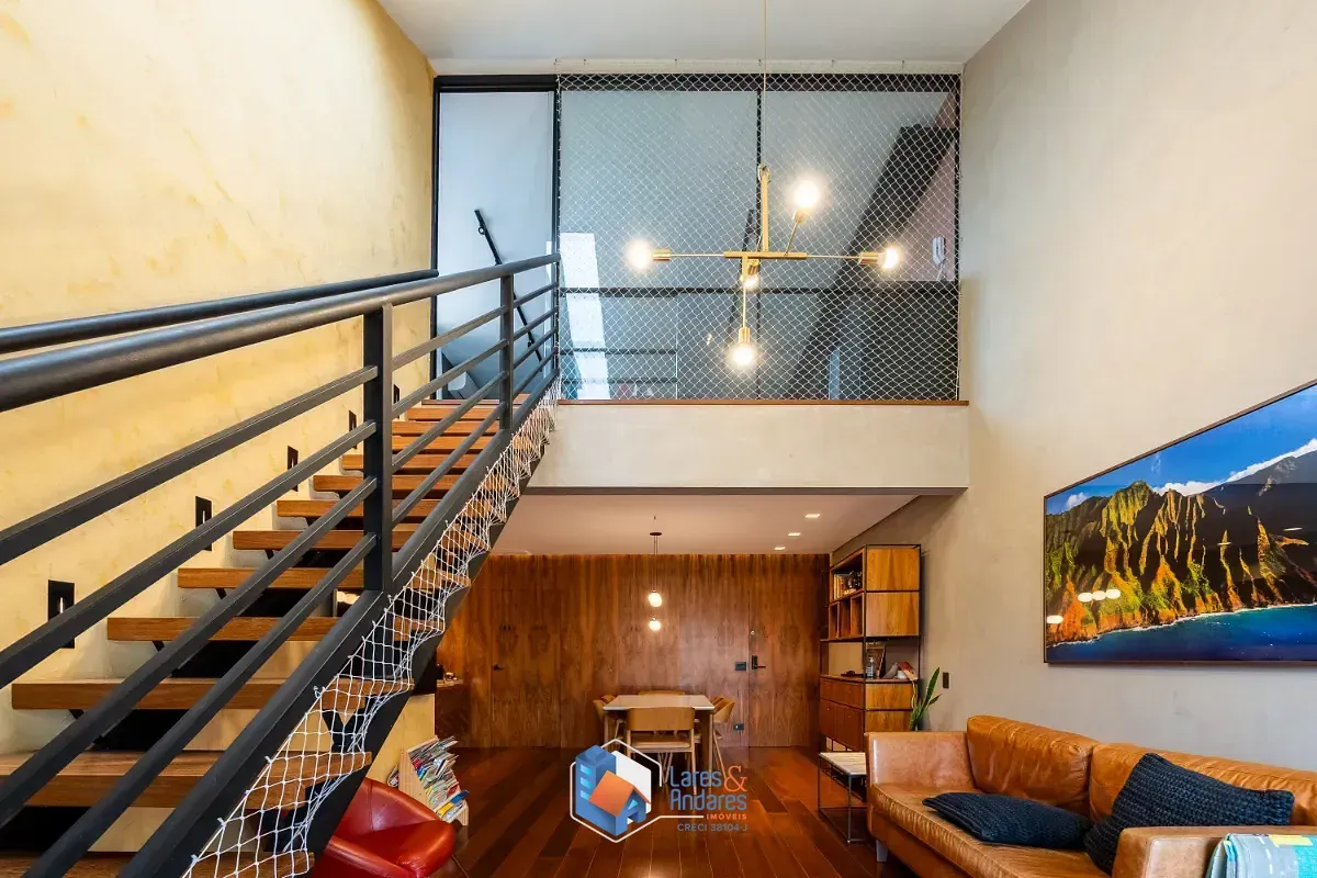 Imagem Cobertura para venda em Indianópolis com 3 quartos, sendo 1 suíte, 245m²