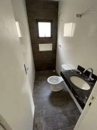 Imagem Belíssima Casa de Condomínio com 2 dormitórios