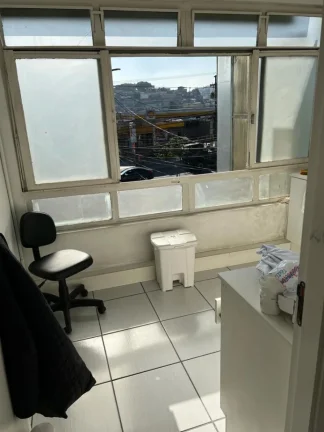 Imagem Salas Comerciais na Cidade Ademar