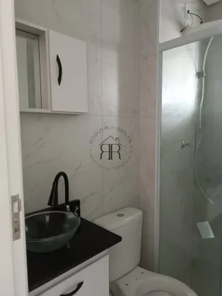 Imagem Charmoso apartamento de 2 dormitórios, sala espaçosa, cozinha e lavanderia. Prédio com elevador.
...