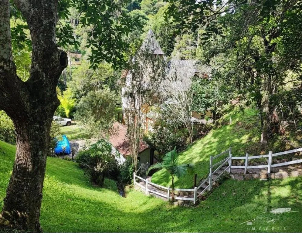 Imagem Sítio para Venda em Teresópolis / RJ no bairro Albuquerque