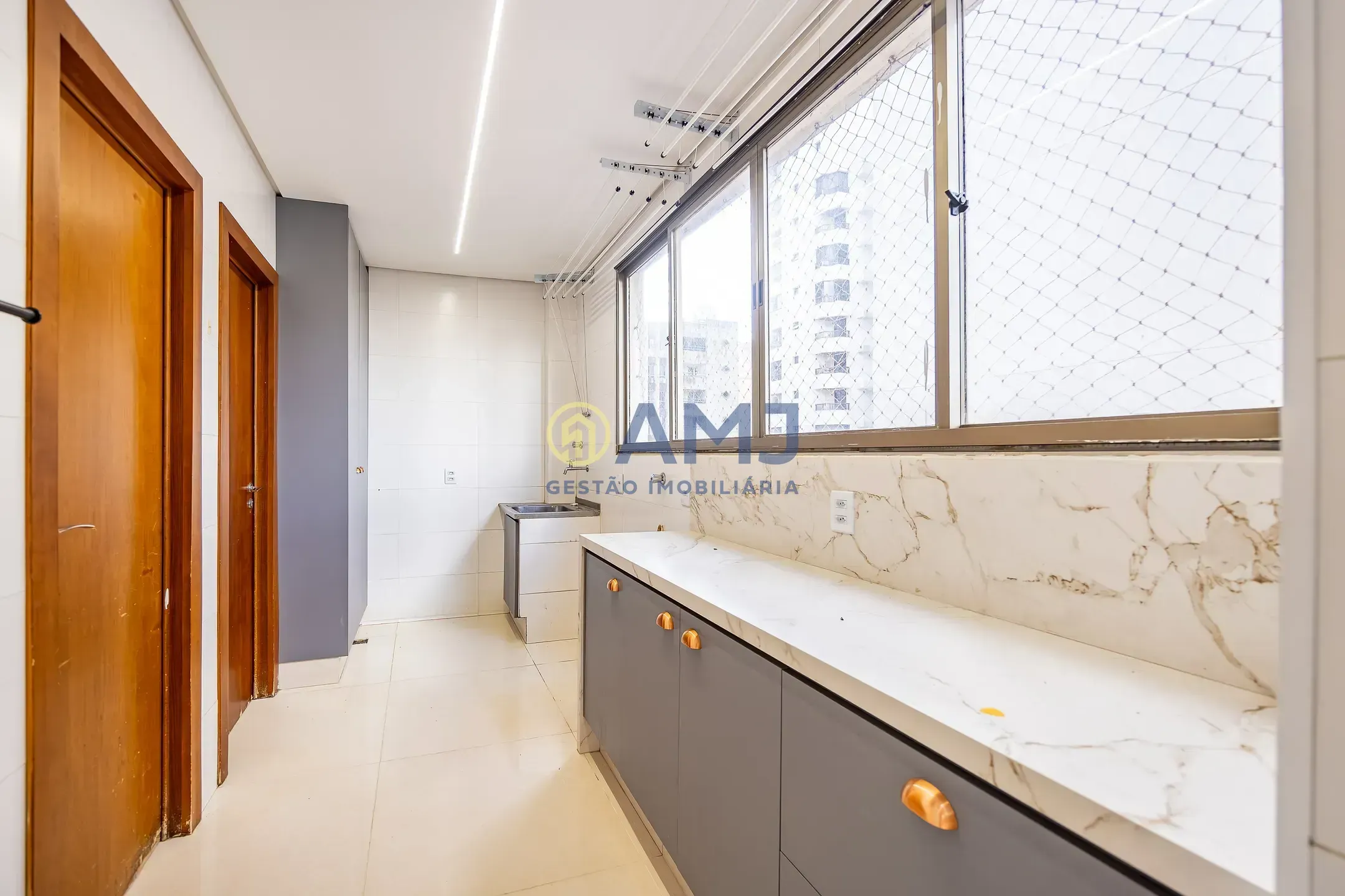Imagem Apartamento reformado à venda no Setor Bueno - Renoir