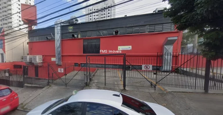Imagem Galpão Comercial Para Locação na Vila Leopoldina, São Paulo-SP: 660m², 14 Vagas de Garagem!