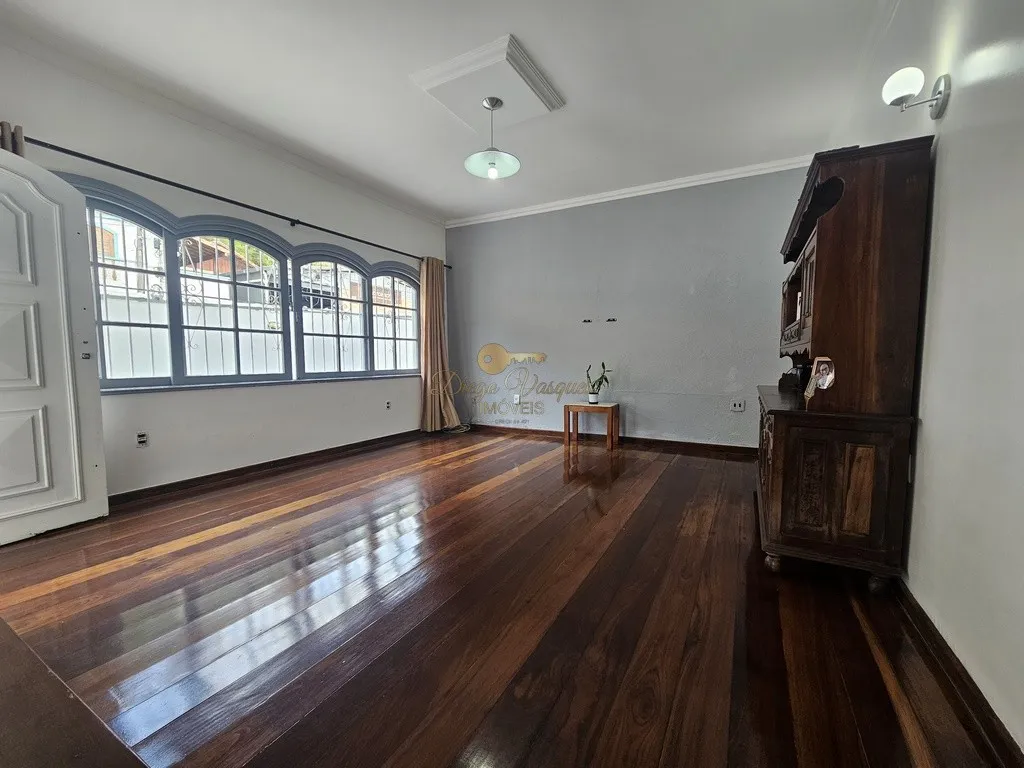 Imagem Casa para Venda em Teresópolis / RJ no bairro Meudon