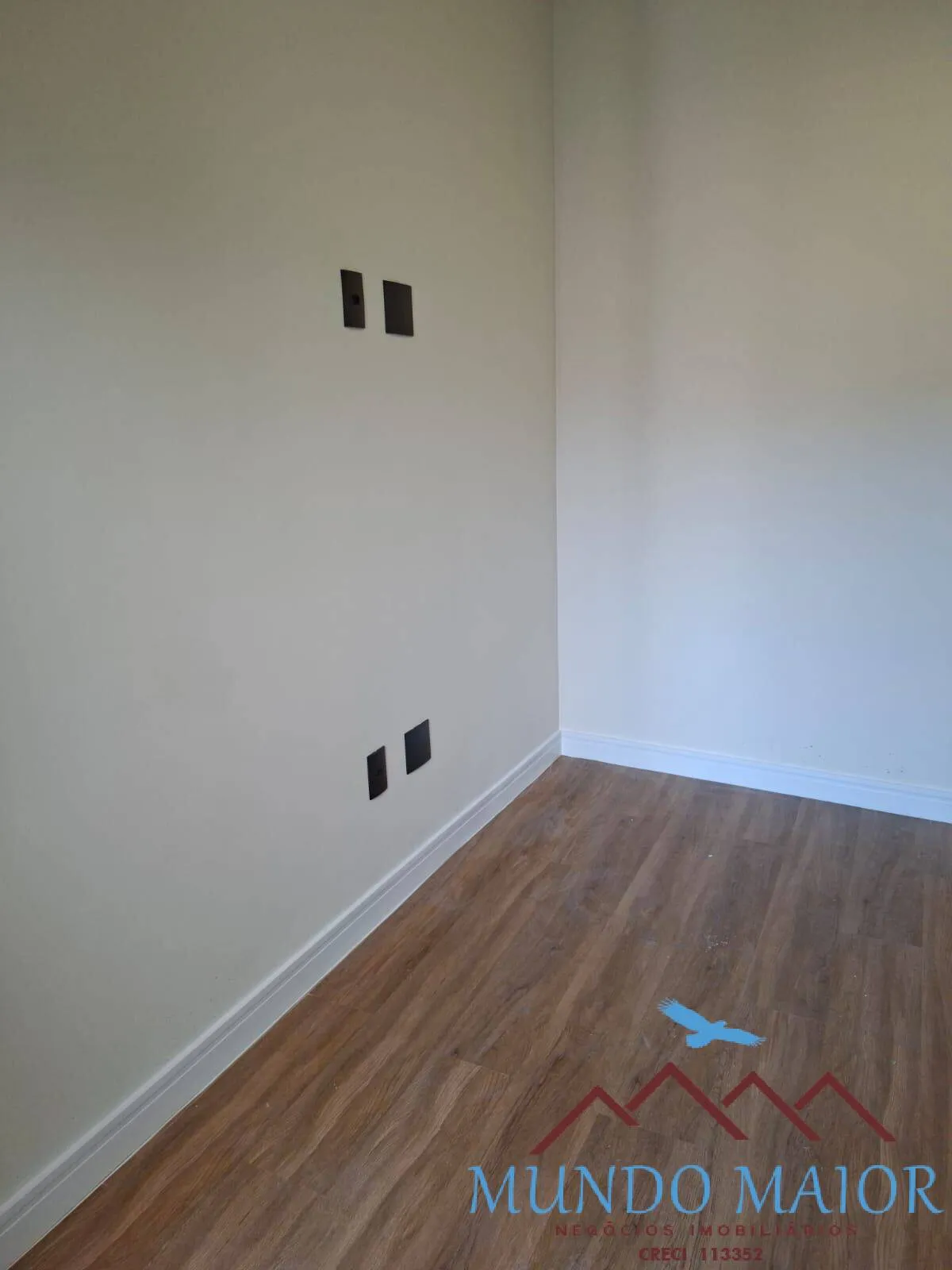 Imagem Sobrado Novo de Esquina no Jardim Alvorada - 3 Quartos, Suíte, 4 Vagas !!!!