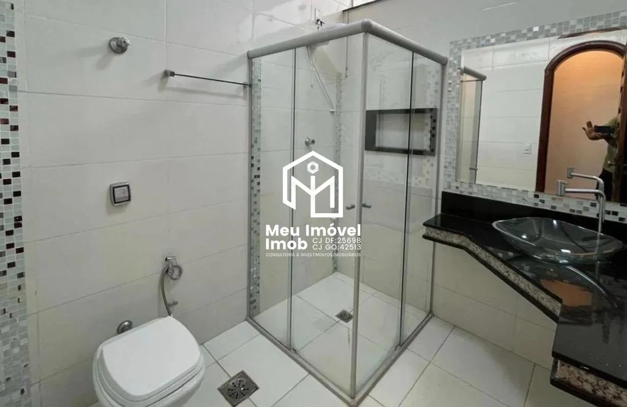 Imagem Casa 4 Quartos 2 Suítes 4 Vagas 300m² Taguatinga/DF