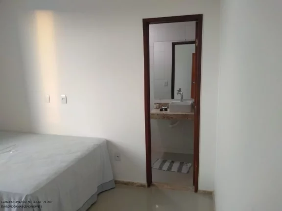 Imagem Casa em Condomínio de Luxo para Locação em Camaçari-BA, 3 Quartos, 3 Suítes, 2 Salas, 2 Banheiros, 4 Vagas, 280m².