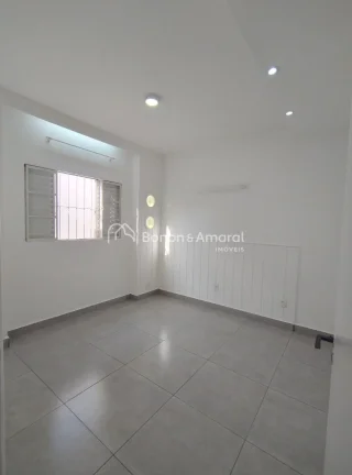 Imagem Casa Térrea para Locação, 02 quartos 

2 dormitórios espaçosos;
1 banheiro social;
Sala de esta...